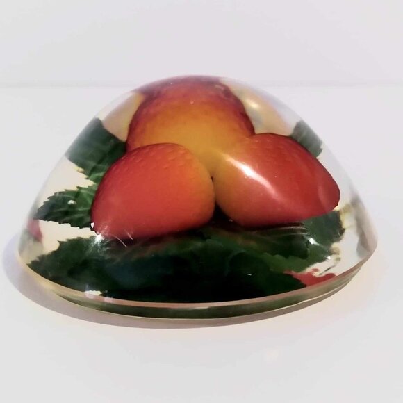 Domed Lucite Fruit Strawberry Lemon Paperweights Vintage - Picture 6 of 10